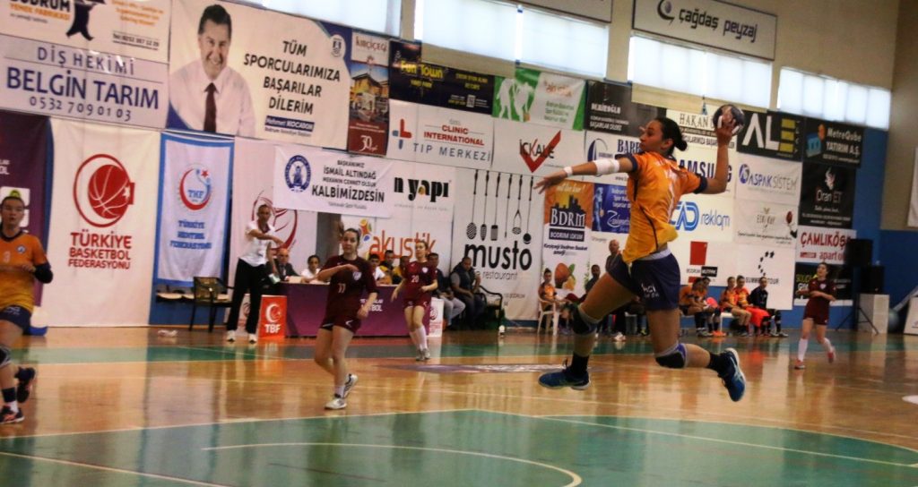 yalikavakspor-bandirmaspor-hentbol-3