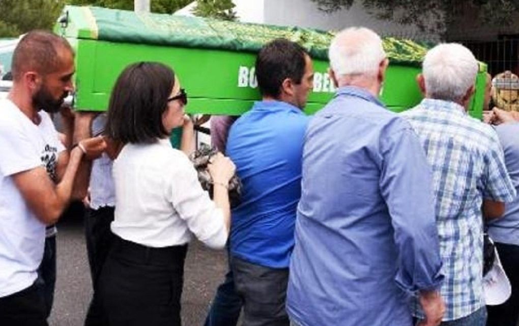 AKSOY, GÖZYAŞLARI İÇERİSİNDE TOPRAĞA VERİLDİ…