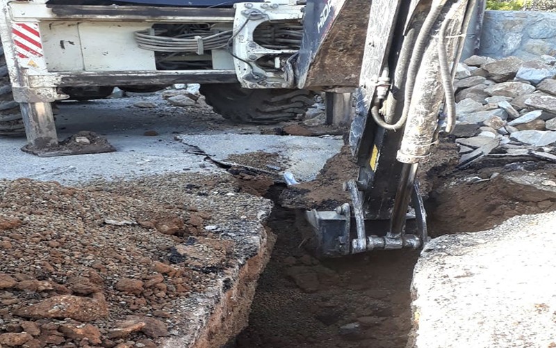 GÜMÜŞLÜK VE KOYUNBABA İÇME SUYU HATLARI YENİLENİYOR…