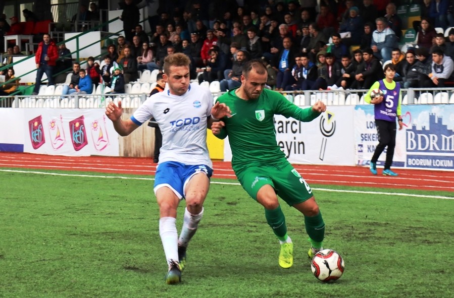 DEMİRSPOR’U ANKARA’YA 5 GOLLE YOLLADILAR…