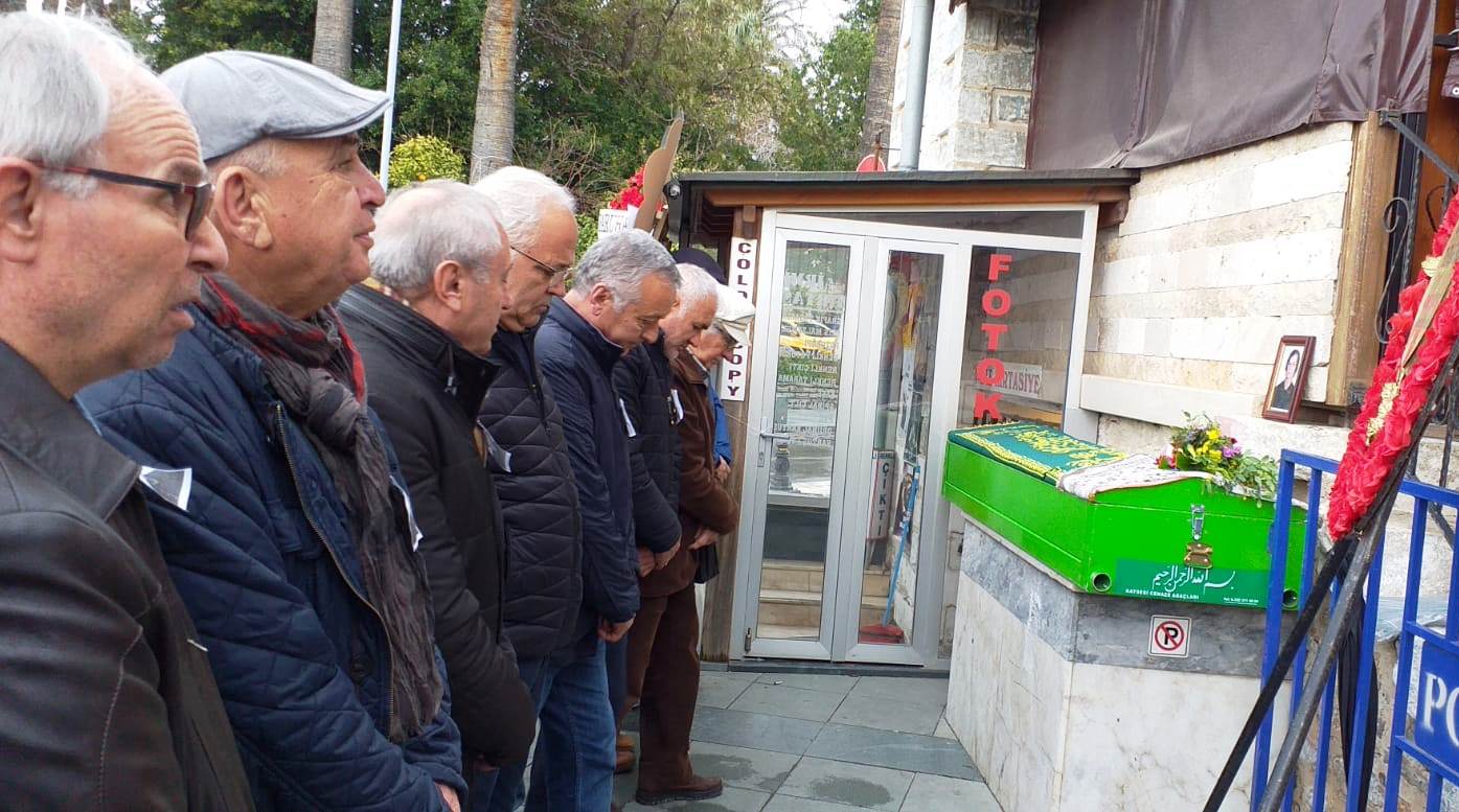 mediha-karabagli-son-yolculuguna-uğurlandi-1