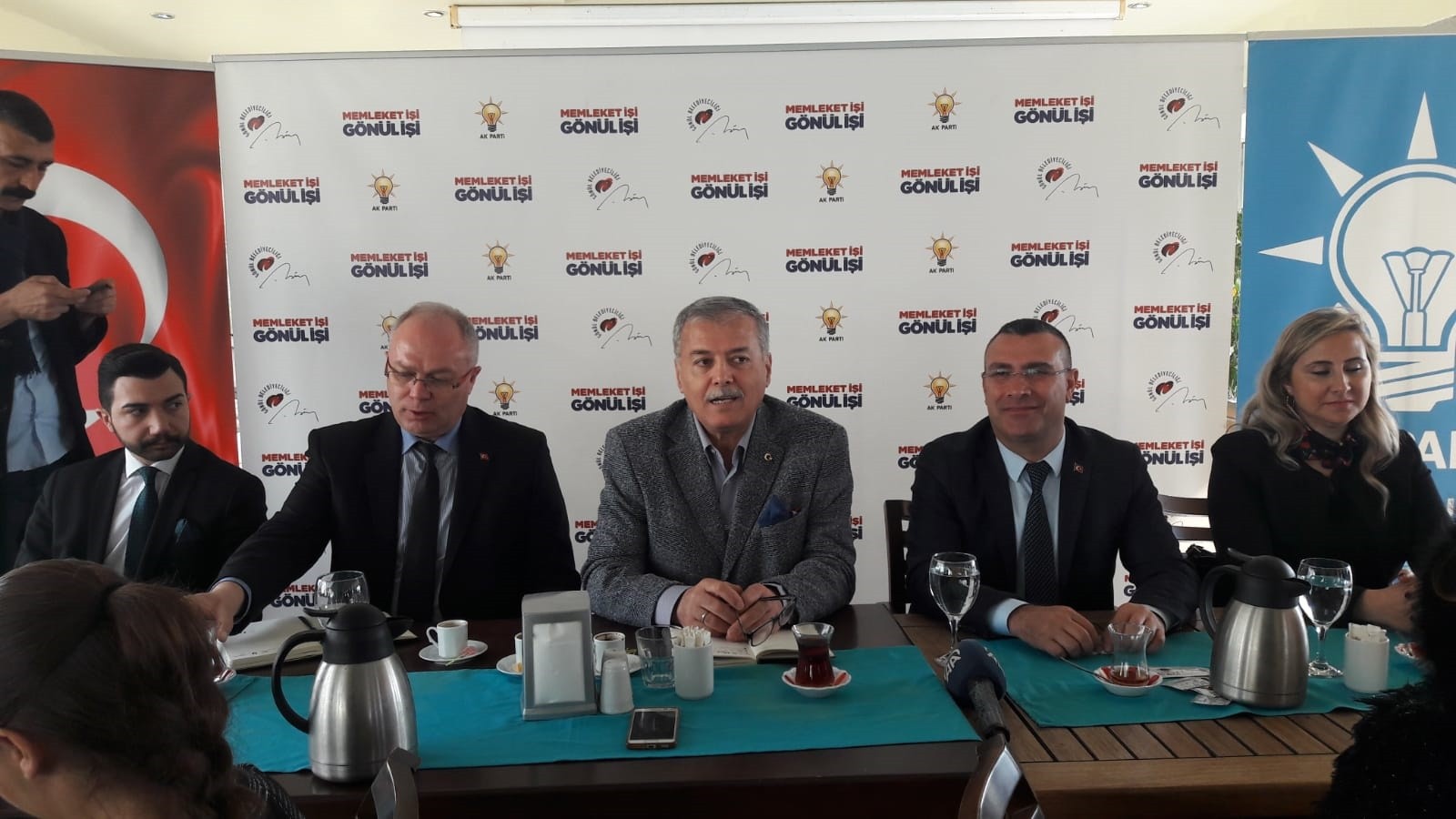 AK PARTİ BÜYÜKŞEHİR BAŞKAN ADAYI HIDIR, BODRUM’DA BASIN’LA BİR ARAYA GELDİ…