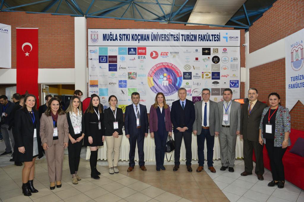 17 SEKTÖR TEMSİLCİSİ MSKÜ ÖĞRENCİLERİYLE BULUŞTU…