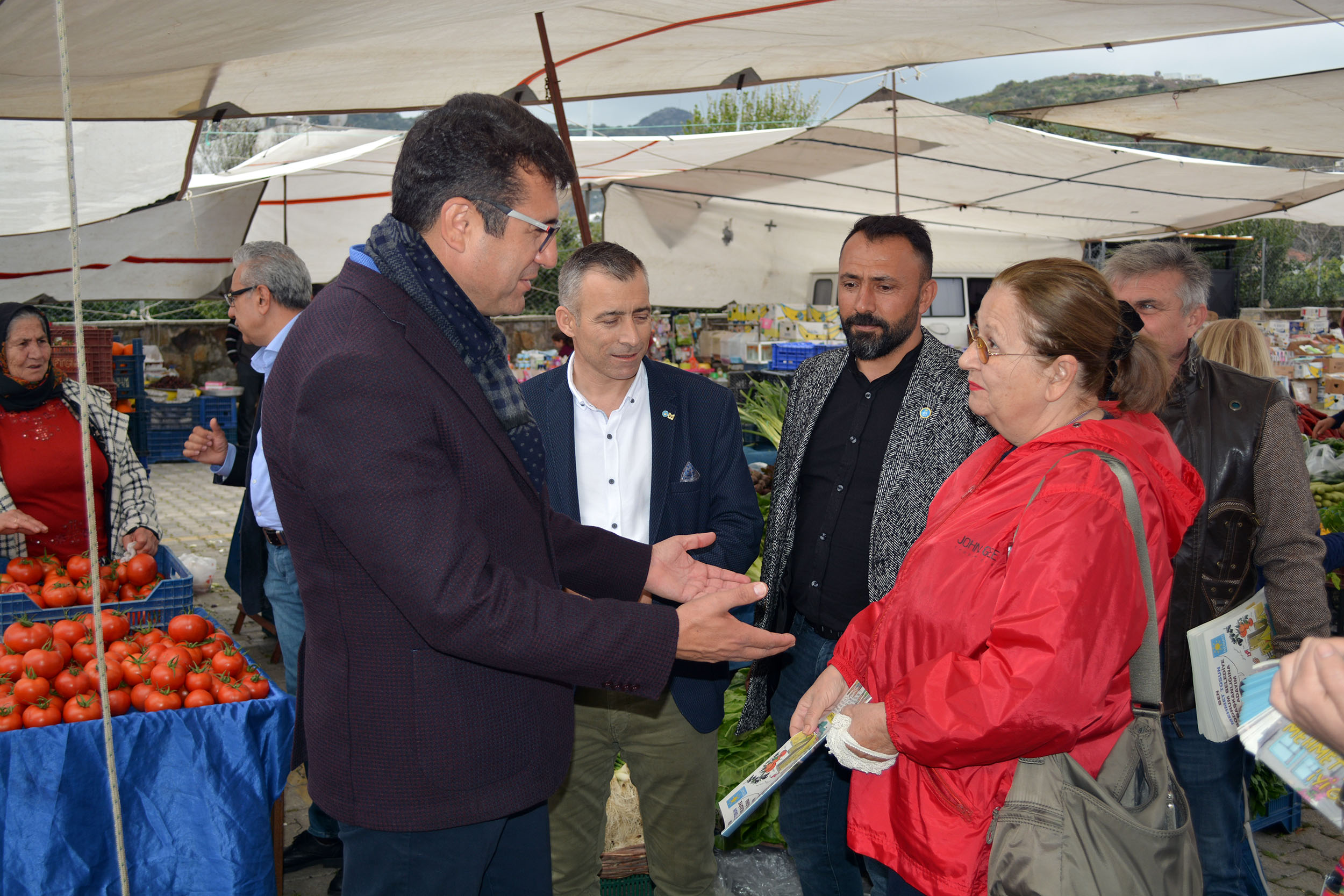 MEHMET TOSUN YALIKAVAKLILARIN GÖNLÜNÜ FETHETTİ…