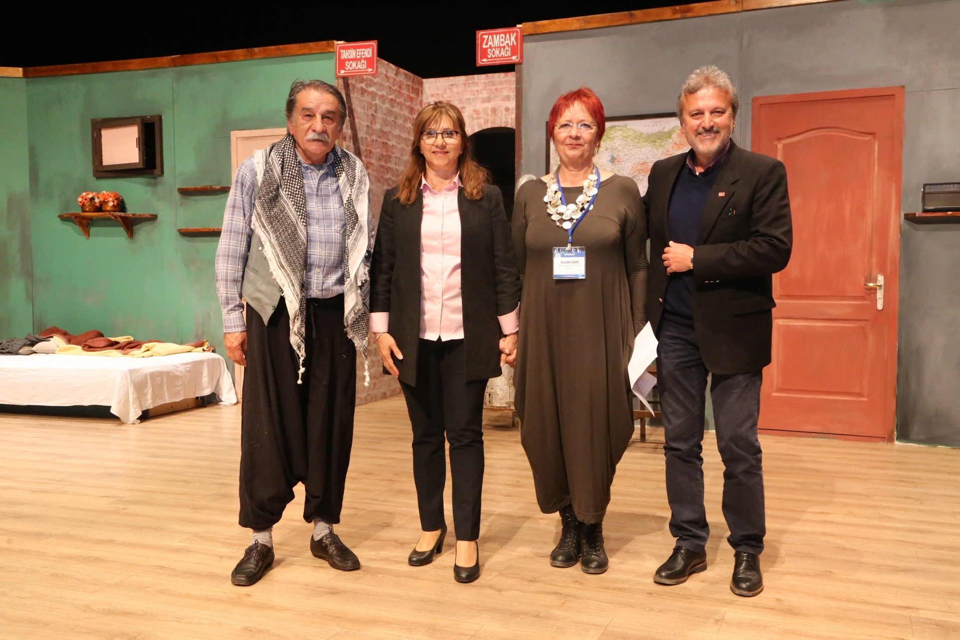 bodrum sehir tiyatrosu 1 yasinda 1