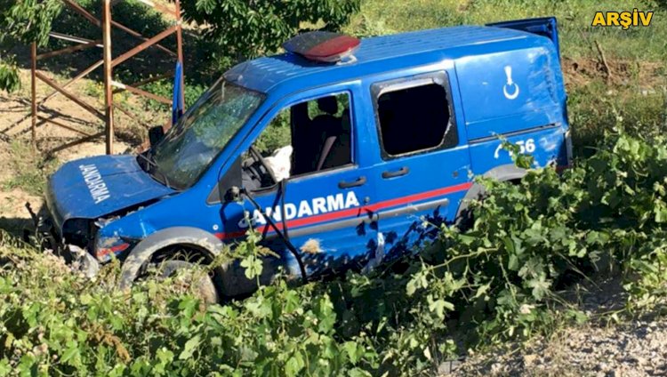 JANDARMA ARACI DEVRİLDİ…