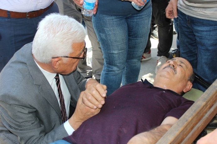 FENALAŞAN VATANDAŞA İLK MÜDAHALEYİ BAŞKAN GÜRÜN YAPTI…