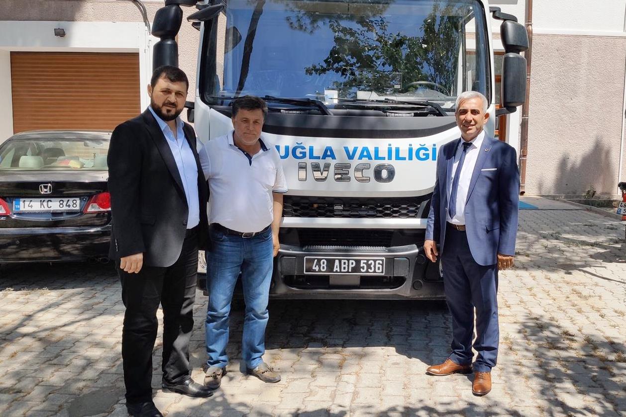 MUĞLA BELEDİYELERİNE 4 ADET ÇÖP KAMYONU…