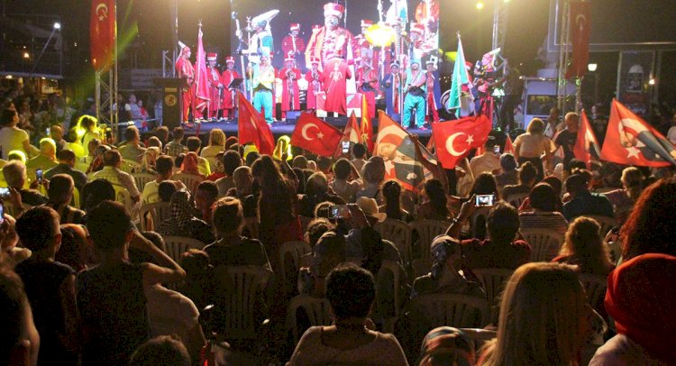 BODRUM’DA 15 TEMMUZ ANMA PROGRAMI DÜZENLENDİ…