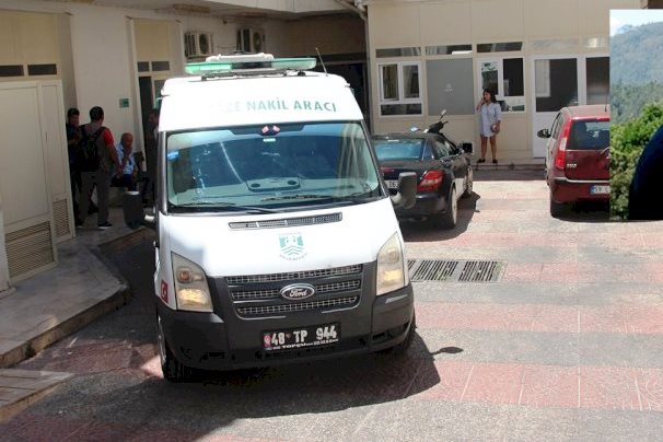 YÜZERKEN KALP KRİZİ GEÇİRDİ…