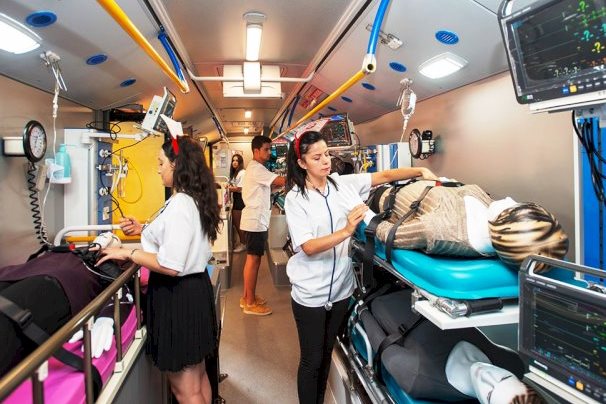 DÜNYANIN İLK MEGA AMBULANSI BODRUM’DA ÜRETİLDİ…