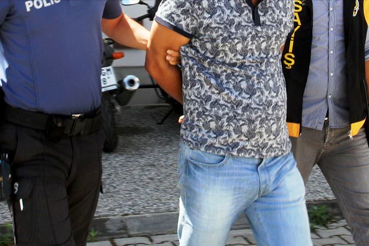 İŞ TEKLİFİ OLTASINA GELİNCE YAKALANDI…