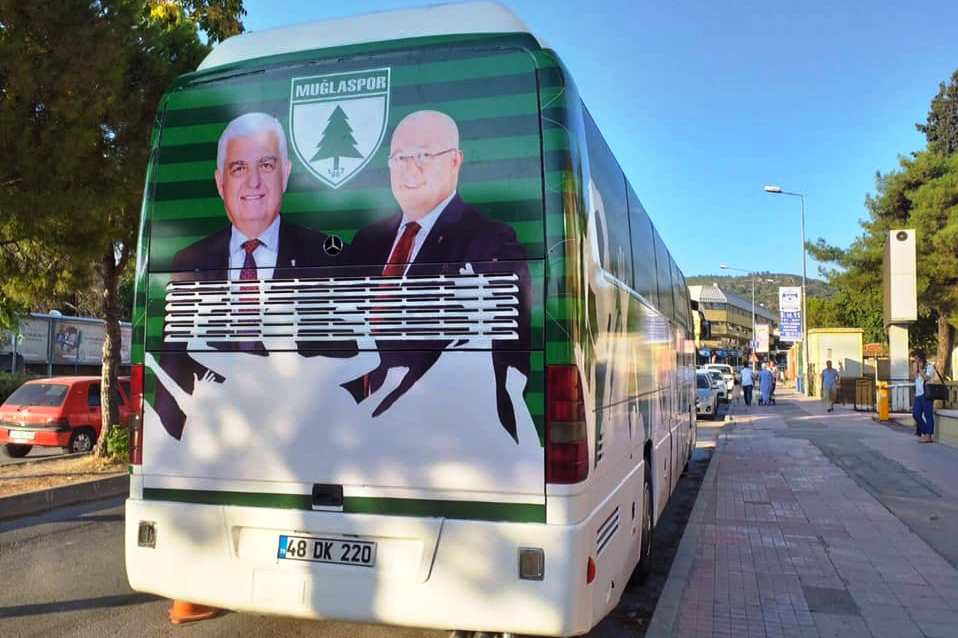 MUĞLASPOR’UN OTOBÜS GİYDİRMESİ İSTİFA GETİRDİ…