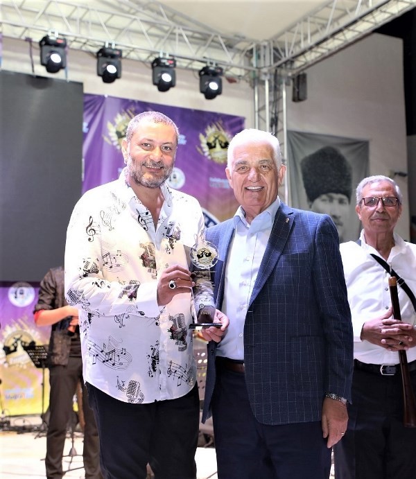 ŞENLENDİRİCİ: “ZURNA BİZİM ATA SAZIMIZDIR…