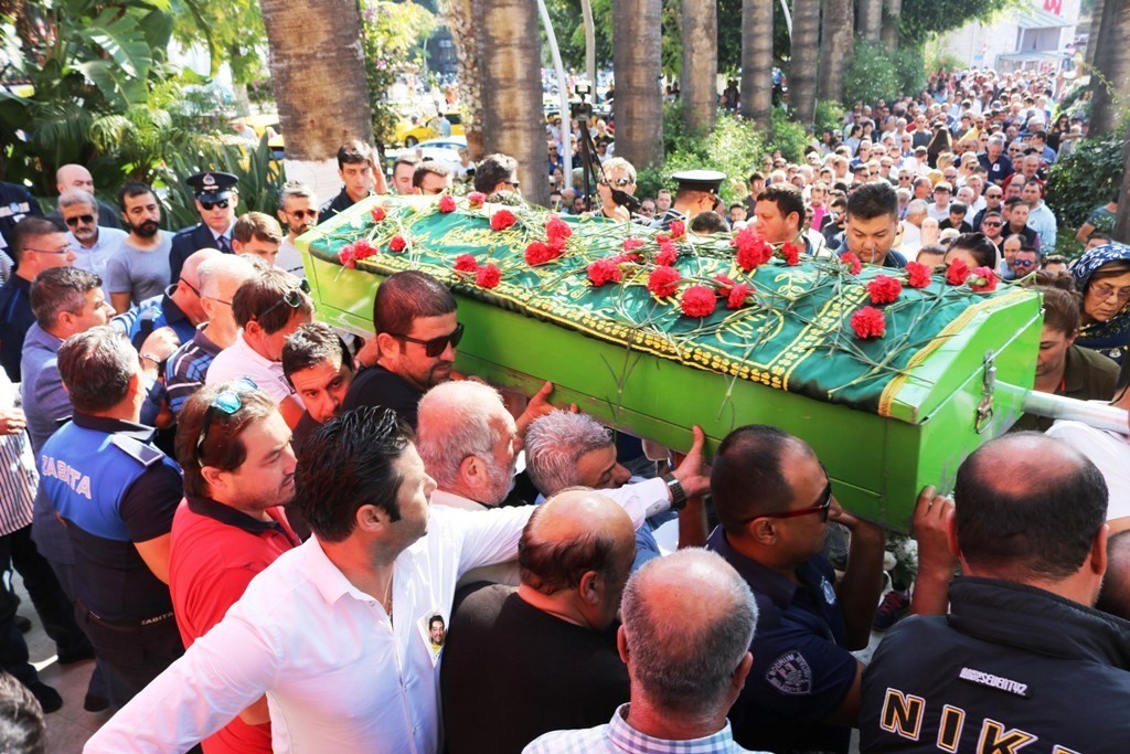 CENGİZ ENÇ SON YOLCULUĞUNA UĞURLANDI…