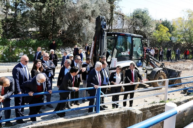 Bitez’te taşkınların önüne geçildi…