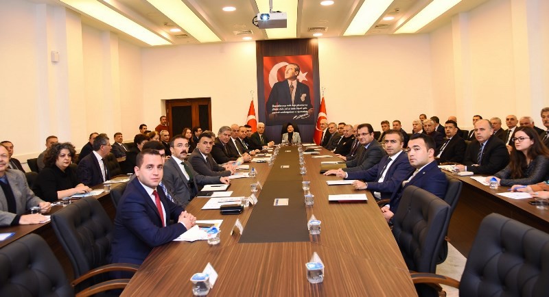 Corona Virüs için toplandılar…