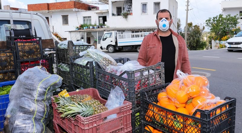 bodrum-da-seyyar-pazarci-1