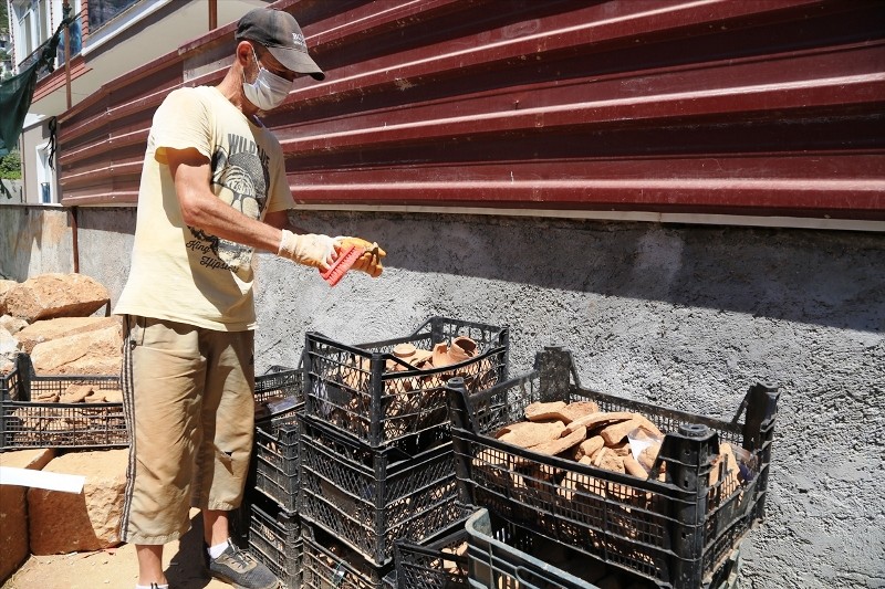 İnşaat Kazısında 2 bin 400 Yıllık Mezar Kalıntıları Bulundu…