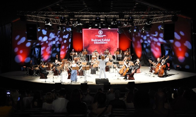 izmir-devlet-opera-ve-balesi-2