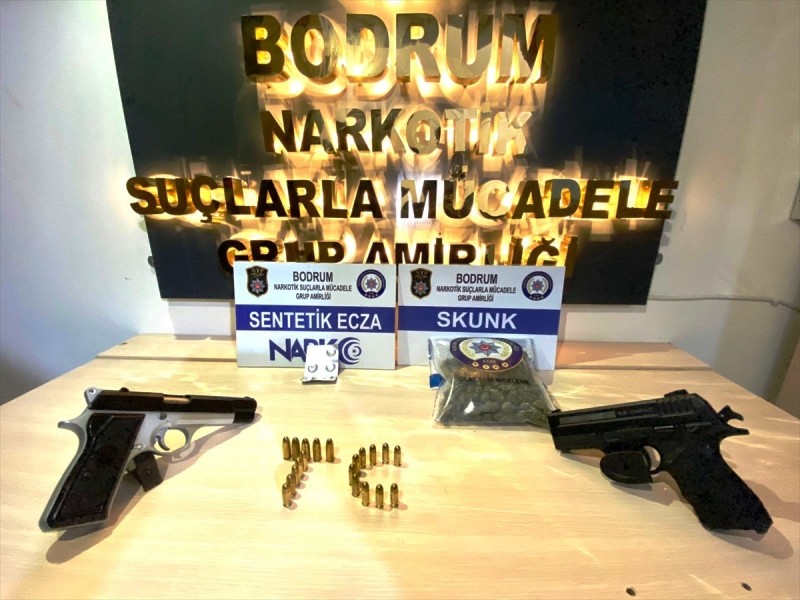 Otobüsteki Uyuşturucuyu Narkotik Köpeği Buldu…