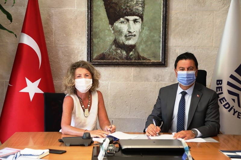 SAHİPSİZ HAYVANLAR İÇİN PROTOKOL İMZALANDI (1)