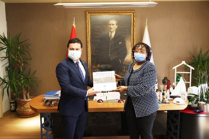 TANZANYA BÜYÜKELÇİSİ ARASI ZİYARET ETTİ (6)