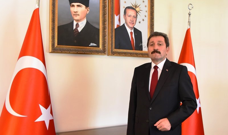 orhan tavli