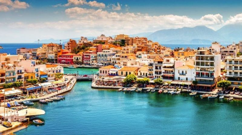 Yunanistan’ın Rus Turist Hamleleri…