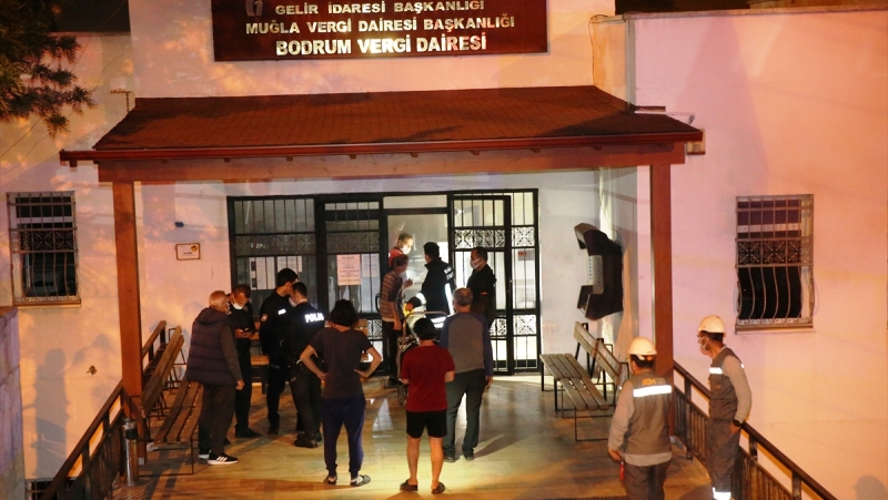 bodrum-vergi-dairesi-yangin-2