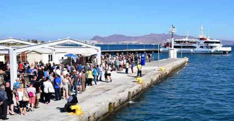 feribot-turist-1