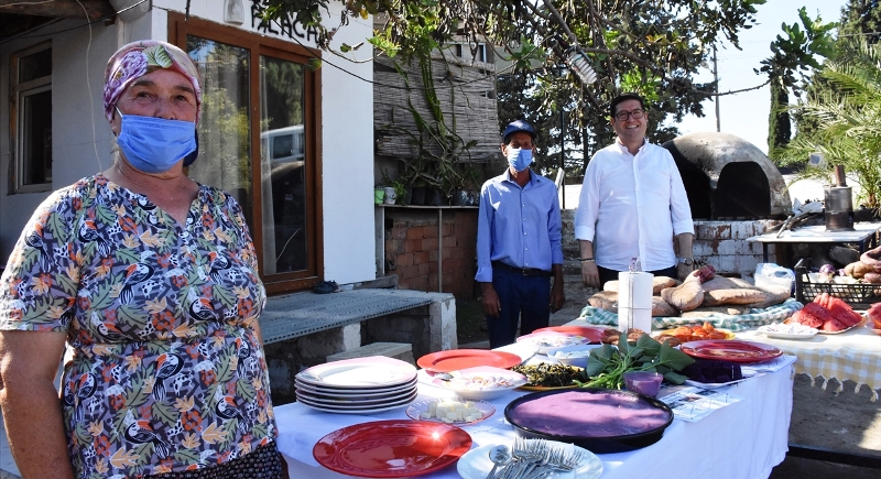 Datça’da Kırmızı Patatesin Ekmeğini, Tatlısını, Makarnasını Yaptılar…