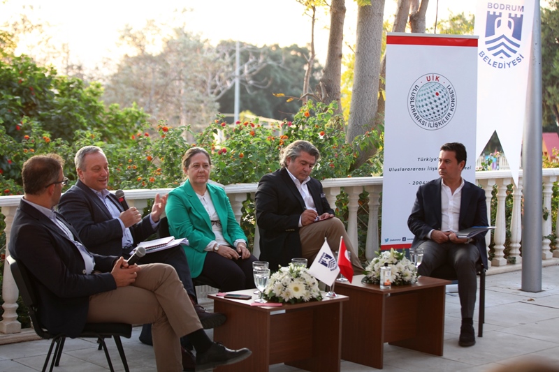 BODRUMDA YEŞİL MUTABAKAT VE TÜRKİYENİN ENERJİ GÜNDEMİ KONUŞULDU (3)