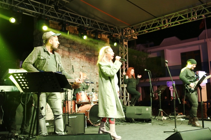BODRUM BELEDİYESİNDEN HER GÜNE BİR KONSER0107