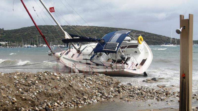 Etkili Fırtına Bodrum’u Zorluyor…