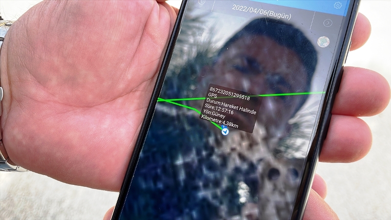 AA-20220409-27513420-27513402-BODRUMUN_TEKNOLOJIK_COBANI_SURUSUNU_GPS_CIHAZIYLA_IZLIYOR