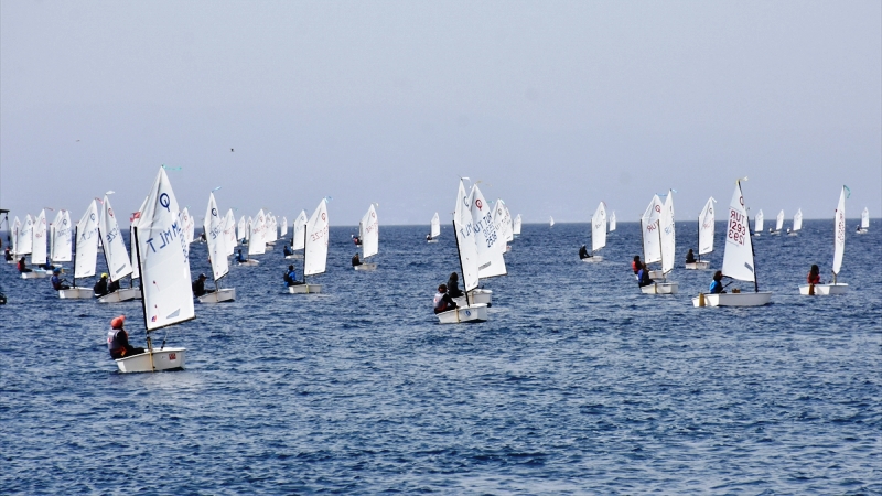 optimist-2