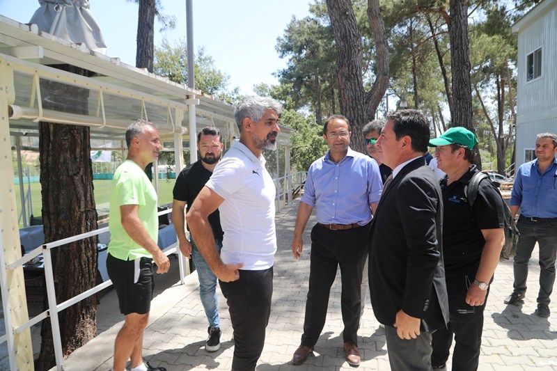 BODRUM NEFESİNİ TUTTU PAZAR GÜNÜNÜ BEKLİYOR (1)