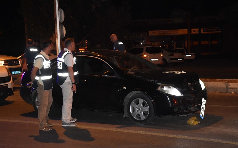 “Dur” ihtarına uymayan çalıntı araç kovalamaca sonucu yakalandı