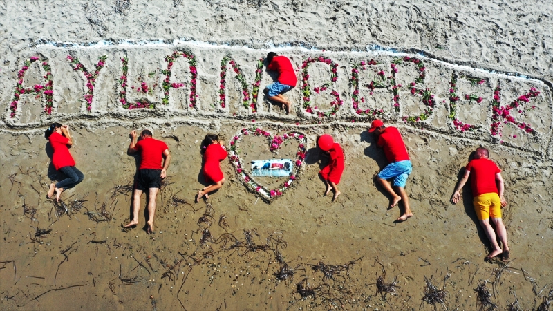 Alan bebeğin acısı yüreklerdeki tazeliğini koruyor