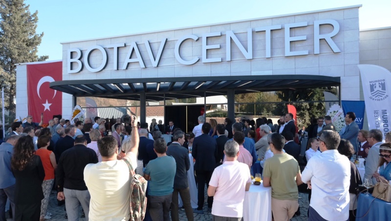 botav-center-1