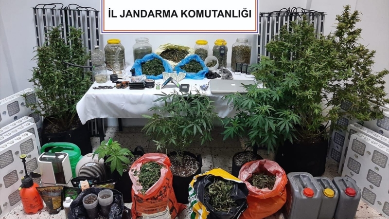 Uyuşturucu operasyonunda 2 şüpheli yakalandı