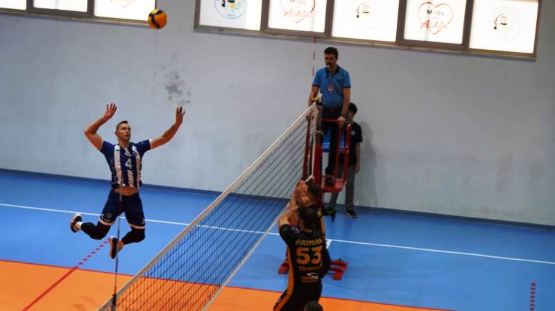 milas-voleybol-1