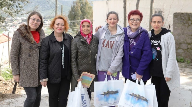 Bodrum Belediye, Deprem Bölgesinden Gelen Kadınlar Yanında..