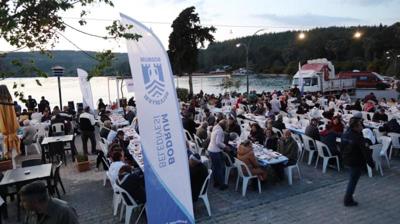 bodrum-belediyesi-iftar-yemegi-2