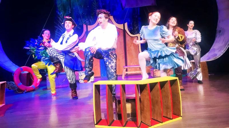 Bodrum Şehir Tiyatrosu ‘Sihirli Gemi’ oyunuyla sezonu kapadı..