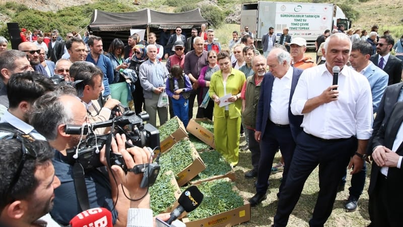 Küdür Mera Şenliği bakan katılımıyla yapıldı..