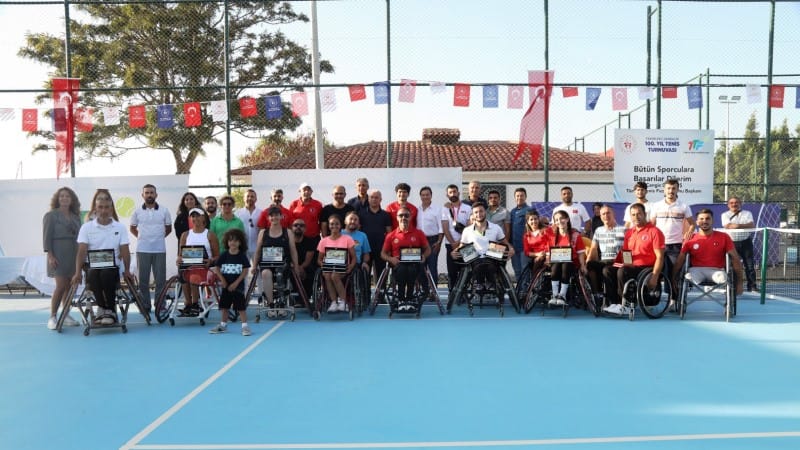 tekerlekli_sandalye_tenis_turnuvasi_sona_erdi_1