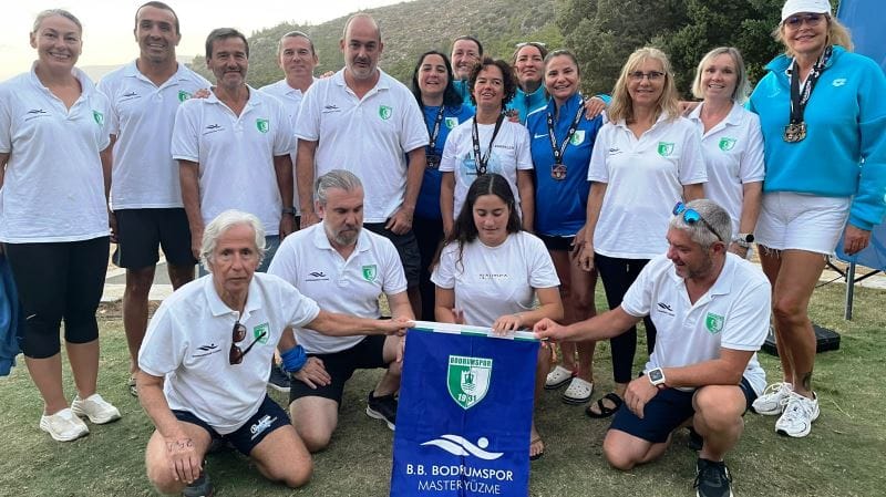 Bodrum’dan Milas’a yüzmeye gidiyorlar..