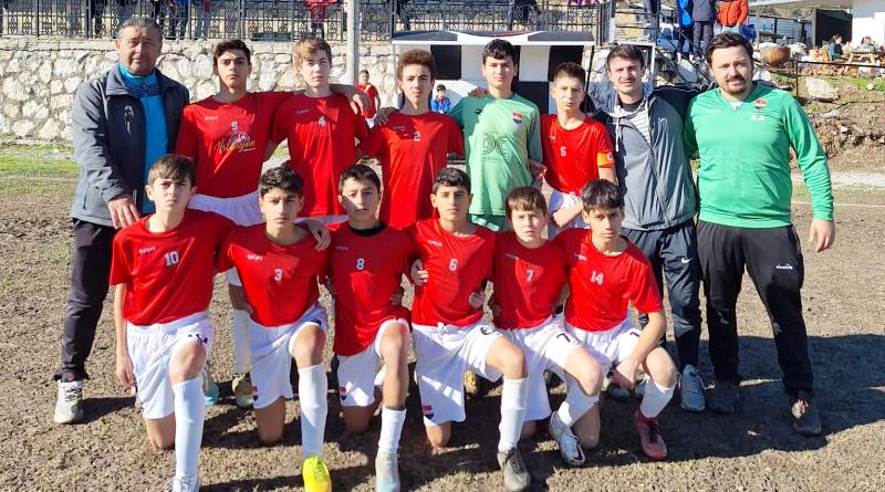Karaovaspor-u14-takimi